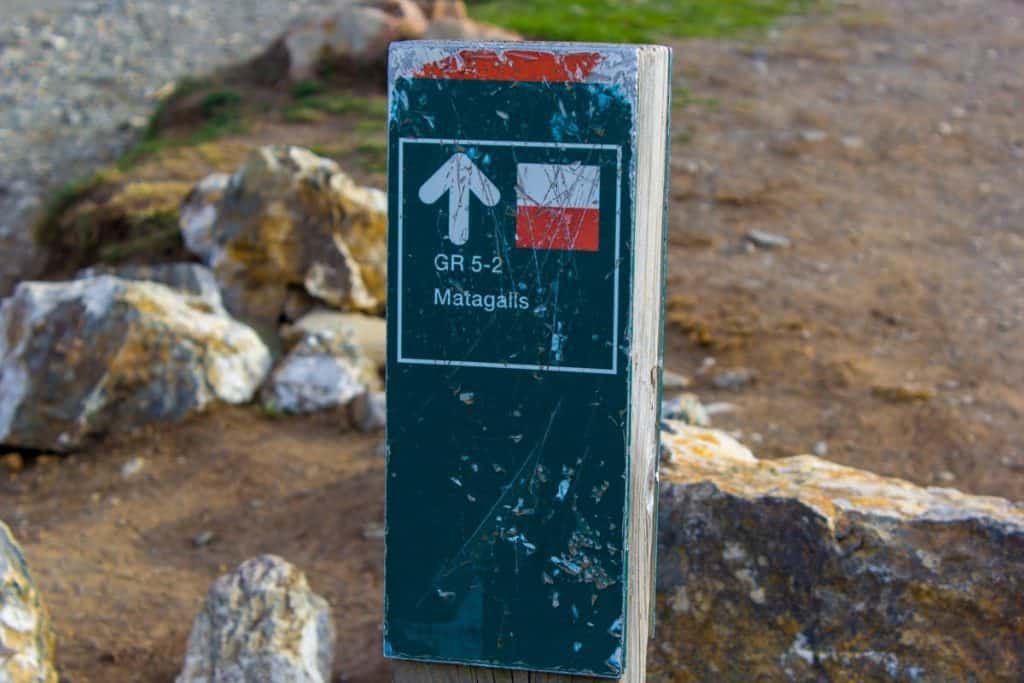 Matagalls signs